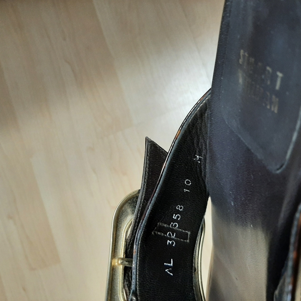 Sandal - Picture 4 of 4